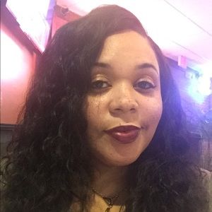 Meet your Posher, Tiffany